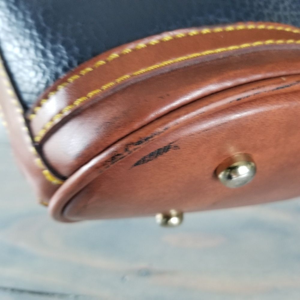 Dooney & Bourke 1980's Vintage Leather Bag - Picture 12 of 15